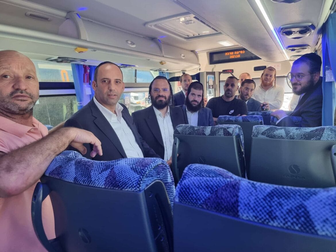 חברת תנופה עם אוטובוסים חדשים בבית שמש חברת תנופה עם אוטובוסים חדשים בבית שמש